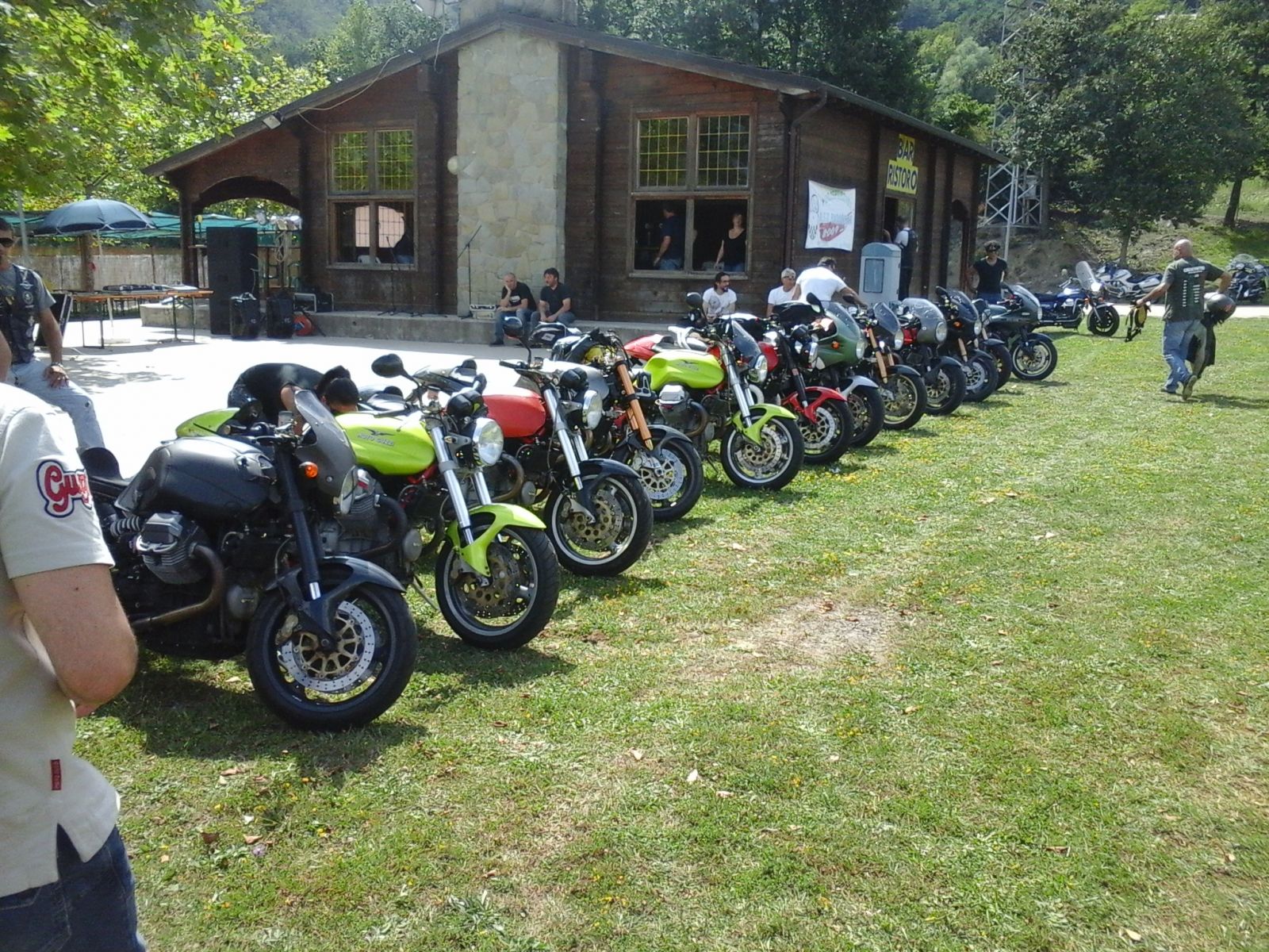 V11 Meeting Baragazza Italy 2014