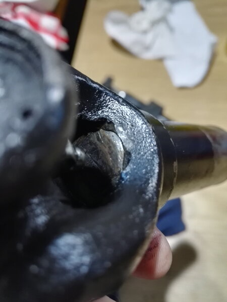 Drive_shaft_grease_bung.jpg