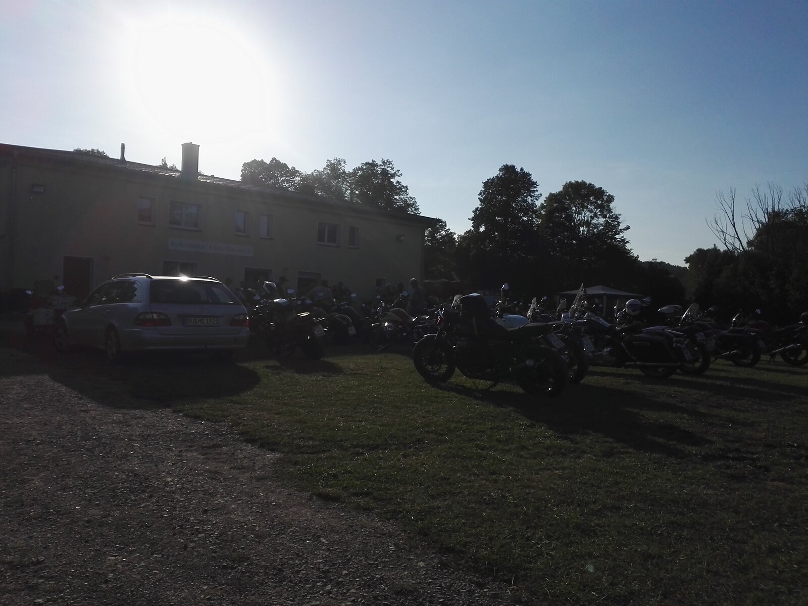 large.parking_lot.jpg